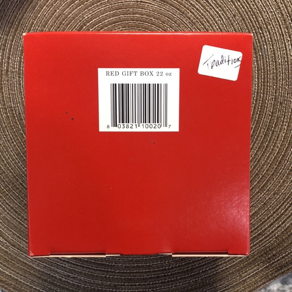 Tyler Candle Co A Christmas Tradition 11oz - Picture 6 of 11